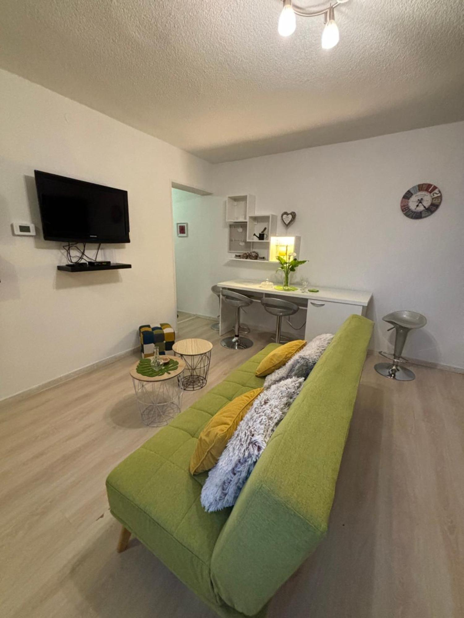 Apartman Edina Rijeka Exteriör bild